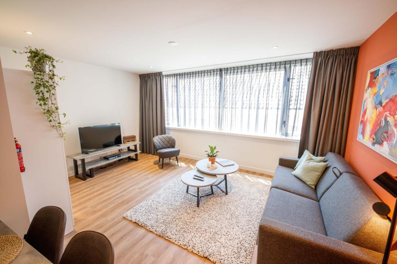 Trendy Design 55M2 Apartment With Balcony - Db6B デン・ボッシュ エクステリア 写真