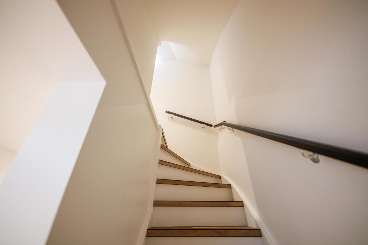 Trendy Design 55M2 Apartment With Balcony - Db6B デン・ボッシュ エクステリア 写真